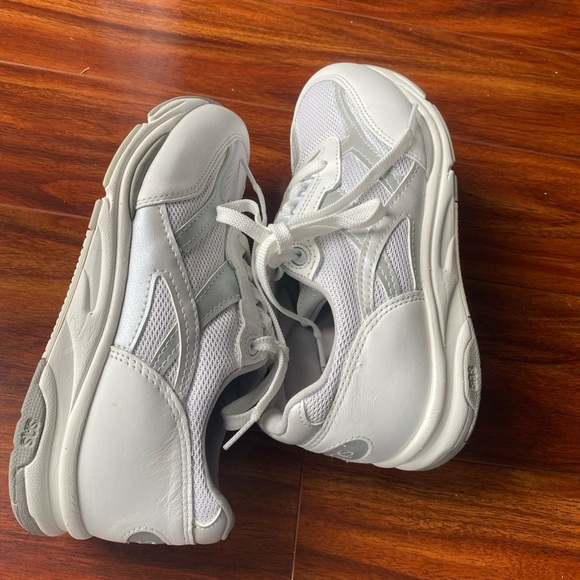 SAS women's Tour Mesh lace-up sneakers white leather walking shoes Size 6.5 - Picture 10 of 14